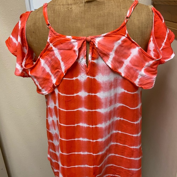 Top - Picture 2 of 2